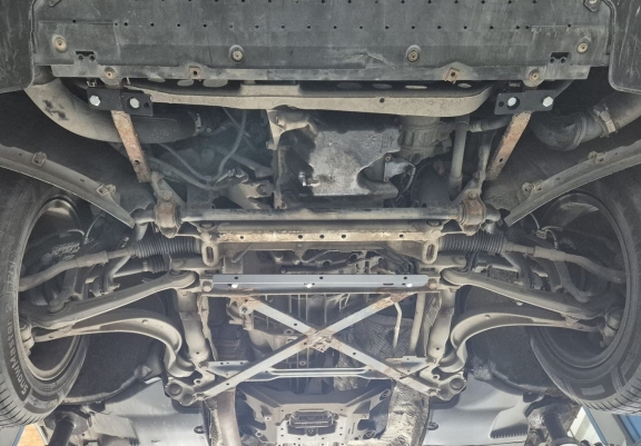 Unterfahrschutz für Motor der Marke Audi A5, benzin
